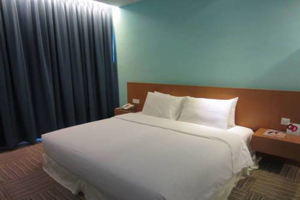 Apple Hotel Times Square George Town Eksteriør bilde
